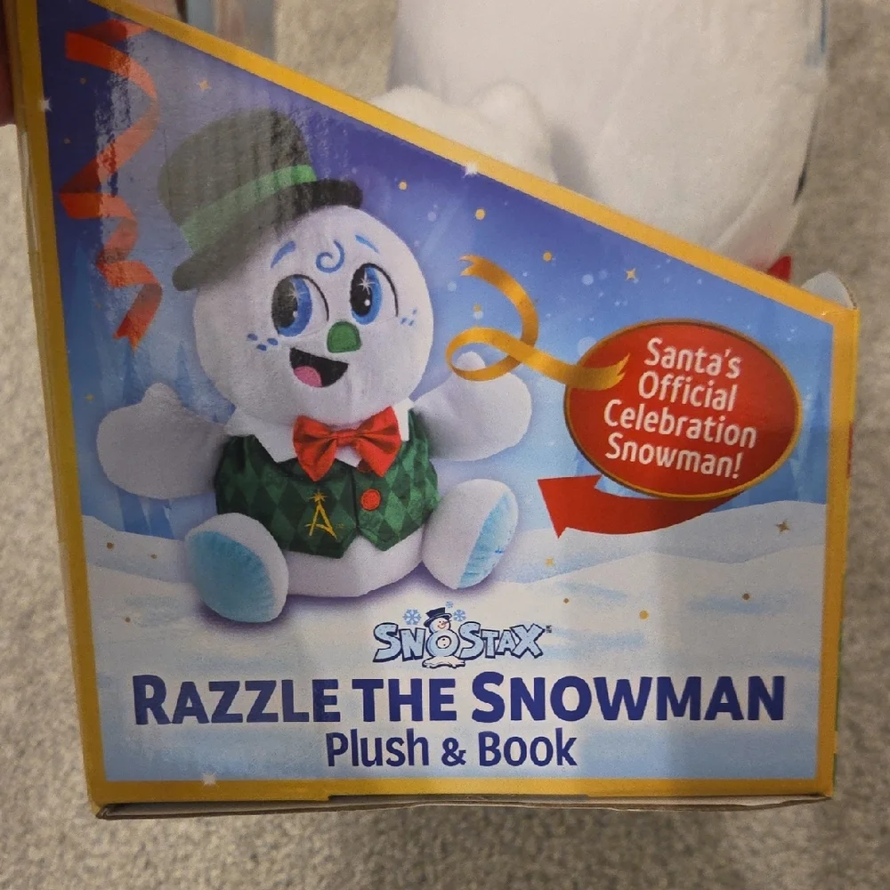 The Elf On The Shelf | Razzle the Snowman. New In Box With Book